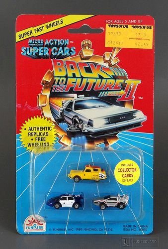 Back To The Future 2 - DELOREAN DMC-12 TIME MACHINE plus Two Other Future Cars MICRO ACTION SUPER CARS Mint On Card by Funrise | Flickr - Photo Sharing! Micro Machines Toys, Ghostbusters Car, Dmc Delorean, Retro Things, Delorean Time Machine, Toys In The Attic, Old School Toys, Toy Machine, Micro Machines