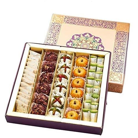 Online Sweets Delivery to Chandigarh Indian Sweets Box, Wedding Taals, Sweets Packaging, Bridal Boutique Interior, Mithai Boxes, Sweet Box Design, Sweet Hampers, Birthday Sweets, Sweet Boxes