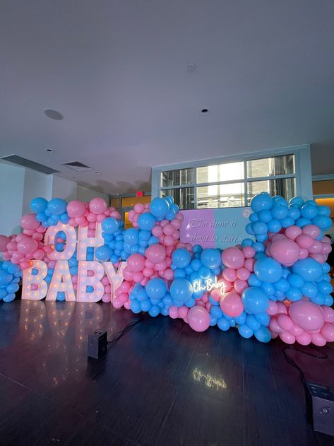 Balloons | Gender Reveal Miami Gender Reveal Decoration Ideas, Sound Photography, Gender Ideas, Gender Reveal Outfit, Baby Gender Reveal Party Decorations, Miami Party, Maternity Photography Poses Couple, Gender Reveal Party Theme, Balloons Decoration