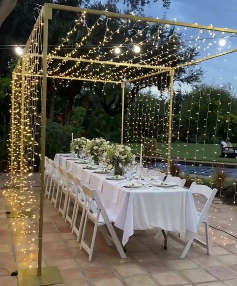 Rooftop Birthday Party Decorations, Rooftop Party Decorations, Wedding Ideas Party, Picnic Party Decorations, Backyard Engagement Parties, Backyard Dinner Party, Event Venue Spaces, Girls Dinner, Backyard Birthday Parties