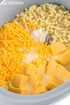 Best Mac And Cheese Recipe Easy, Crockpot Mac And Cheese Recipe, Crockpot Mac N Cheese Recipe, Crock Pot Mac And Cheese, Crock Pot Mac, Crockpot Side Dishes, Pot Mac And Cheese, Best Mac N Cheese Recipe, Crockpot Mac And Cheese