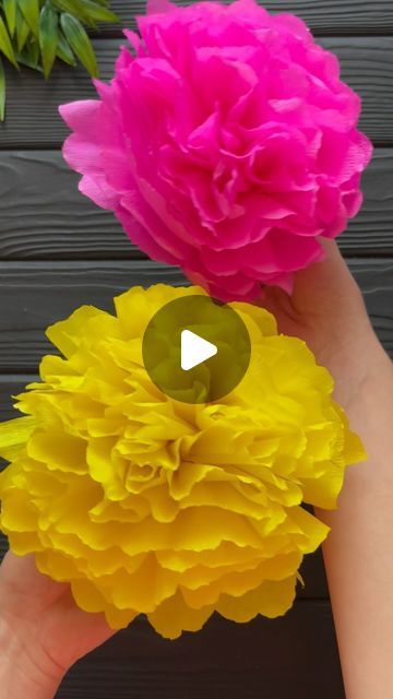 Origami Amazing 🤩 Paper Craft Tutorials on Instagram: "Wow! Easy Idea Crepe Paper Flower DIY Decoration Crafts #diy #craftideas #crepepaper #diycrafts #flowers #homedecor #paperflowers #papercrafts #fyp #usa" Craft With Crepe Paper, Crepe Paper Decoration, Creap Paper Flower, Crepe Paper Decorations Diy, How To Make Crepe Paper Flowers, Crepe Crafts, Crepe Paper Flowers Diy Easy, Crepe Paper Ideas, Flowers From Crepe Paper