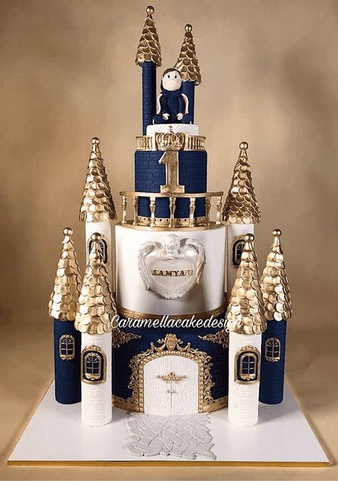 Unique Birthday Cakes For Kids Boys, Simple Castle Cake, Cake Designs Birthday For Boys, Prince Cake Ideas, Castle Theme Cake, Castle Cake Design, Royal Birthday Theme, Prince Theme Cake, Royal Prince Cake