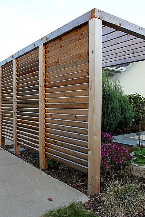 Outdoor Privacy Screens - Cool, we've got you covered. Here you'll be able to discover all the supplies you need. Click to visit today. Backyard Privacy Screen, Privacy Screen Deck, Diy Privacy Screen, Patio Privacy Screen, Deck Privacy, Privacy Wall, Backyard Shade, Patio Privacy, Garden Privacy