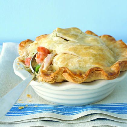 Homemade Chicken Pie, Potpie Recipe, Best Salisbury Steak Recipe, Individual Chicken Pot Pies, Chicken Potpie, Homemade Chicken Pot Pie, Turkey Pot Pie, Easy Chicken Pot Pie, Flavorful Vegetables