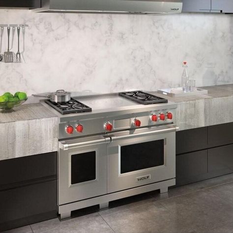 Good To Know: My Range — W Design Collective Wolf Stove, Kitchen Counter Styling, Double Oven Kitchen, Wolf Range, Modern Mountain House, Cast Iron Burner, Oven Kitchen, Cooking Range, Kitchen 2024