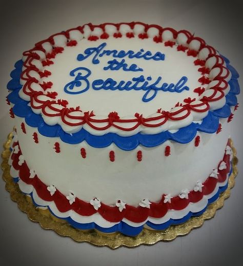 Red White And Blue Cake Ideas, Red White And Blue Cake, Red And Blue Birthday Cake, Red White And Blue Birthday Cake, Patriotic Cake Ideas, Red White And Blue Cookie Cake, Red White And Blue Cake Decorating, Red White And Blue Drip Cake, Red White Blue Smash Cake