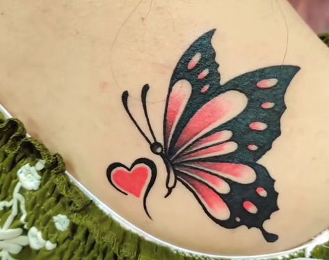 Butterfly Japanese Art, လိပ်ပြာ Tattoo, Butterfly And Heart Tattoo, Shading Tattoos, Maa Tattoo Designs, Mom Dad Tattoo, Mom Dad Tattoo Designs, Butterfly Tattoos On Arm, Butterfly Tattoo Stencil