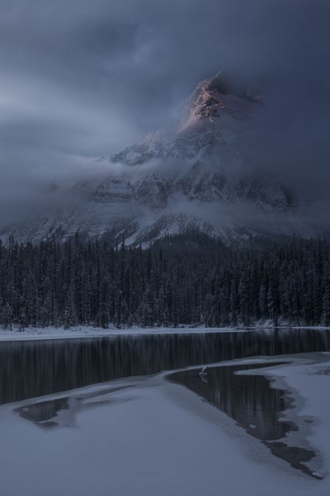 winter lake ice mountains fog forest nature Winter Wallpaper Aesthetic, Fog Forest, Aesthetic Mountains, Mountain Aesthetic, Mountains Aesthetic, Winter Lake, Winter Mountain, Snowy Forest, Vampire Academy