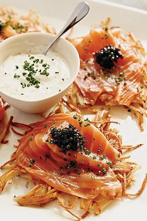 Wolfgang Puck Recipes, Dill Cream Sauce, Salmon Caviar, Caviar Recipes, Best Brunch Recipes, Wolfgang Puck, Potato Cakes, Potato Pancakes, Sukkot