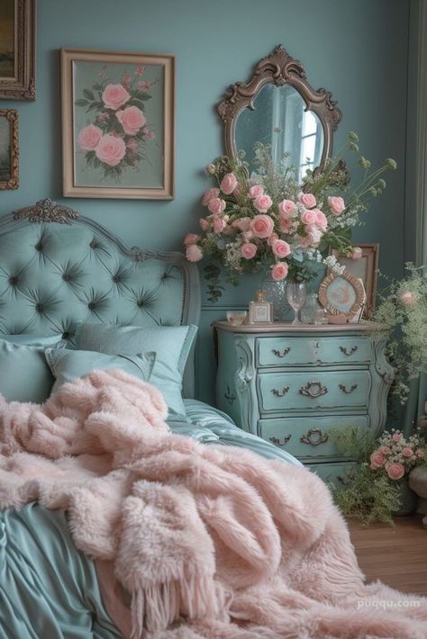 Bedroom Ideas Lights, Coquette Aesthetic Room, Lamps Ideas, Romantic Bedroom Decor, Deco Originale, Romantic Bedroom, Chic Bedroom, Cozy Room, Room Inspiration Bedroom