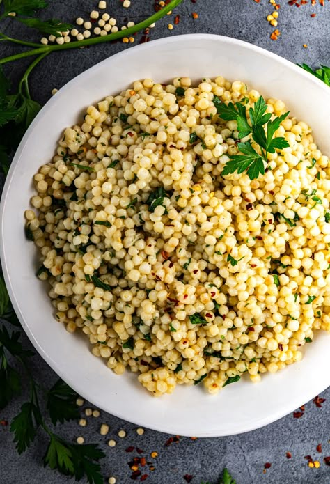 Lemon Herb Pearl (Israeli) Couscous Lemon Herb Chicken Breast, Pearl Couscous Recipes, Herb Chicken Breast, Lemon Herb Chicken, Pearl Couscous, Couscous Recipes, Couscous Salad, Lemon Herb, Cous Cous