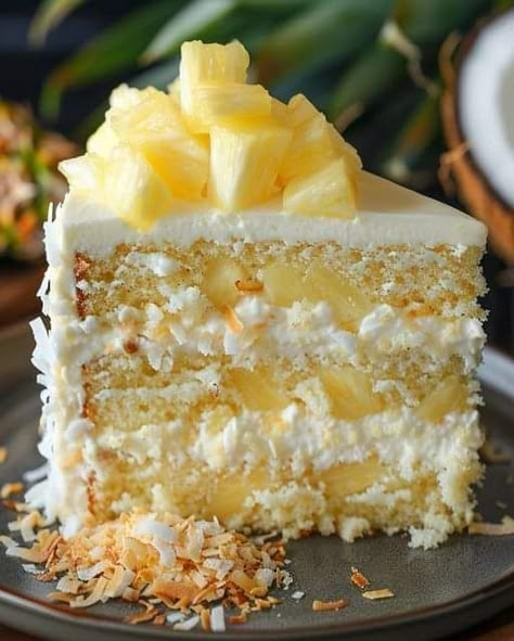 Easy Pineapple Coconut Cake. - FULL RECIPE Easy Desserts For Christmas, Coconut Angel Food Cake, Crushed Pineapple Cake, Tasty Beef Stew Recipe, Optimal Recipes, Pineapple Coconut Cake, Coconut Pineapple Cake, Easy Pineapple Cake, My Cake School