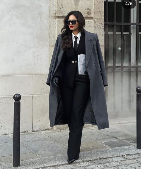 Conservative Style Woman, Detective Women Outfit, Gala Outfits For Women Pants, Suits For Women Hijab, Mafia Lady Outfit, Women Detective Outfit, Mun Clothes, Mafia Boss Outfit, Mafia Women Outfits