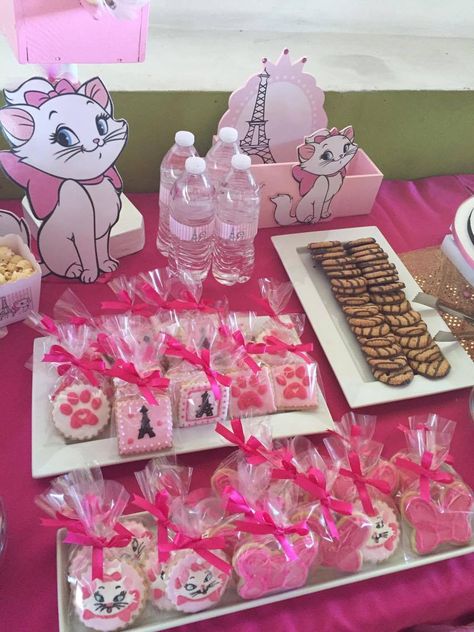 Aristocats-Marie Birthday Party Aristocats Party, Kitten Birthday Party, Cat Themed Birthday Party, Kitten Party, Kitten Birthday, Cat Birthday Party, Baby Birthday Party, Cat Party