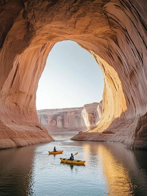 Lake Powell Aesthetic, Lake Powell Arizona, Arizona Lakes, Visit Utah, Lake Powell, Summer Trip, 2025 Vision, Summer Travel, Beautiful Photo