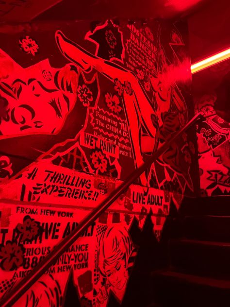 New York Night Club Aesthetic, Paint The Town Red Aesthetic, Jersey Club Aesthetic, Red Place Aesthetic, Red City Aesthetic Wallpaper, Red Street Aesthetic, Red City Wallpaper, Red 90s Aesthetic, Red Club Aesthetic