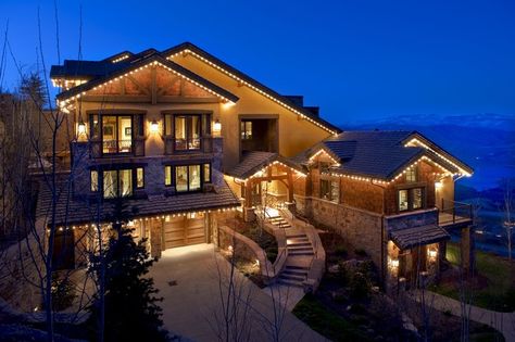 Low Class House, Million Dollar Mansions, Culture Interior Design, Rustic Exterior, Mansion Designs, Homes Decor, Mansions Luxury, House Design Photos, Dream House Rooms