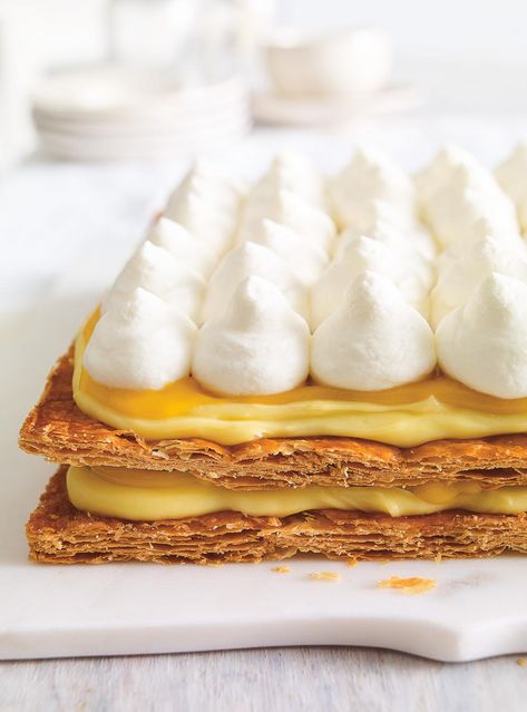 Mango Puff Pastry | RICARDO Mango Pastry Cream, Mango Tart, Lemon Tart Recipe, Dessert Chef, Mango Cream, Mango Dessert, Mango Puree, Mango Recipes, Cream Puff