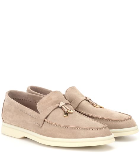 Loro Piana - Summer Charms Walk suede loafers - Loro Piano's Summer Charms Walk loafers embody the label's timelessly-elegant aesthetic. Crafted in Italy from supple suede in sandy beige, the style has a classic shape that sits atop a cream-hued rubber sole. Team yours with tailored trousers for an ideal balance of modern and traditional looks. seen @ www.mytheresa.com Classy Footwear, Loro Piana Shoes, Beige Fits, Dior Belt, Classic Summer Outfits, Hector Fort, Beige Loafers, Loro Piana Men, Chanel Brooch