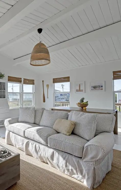 Midcentury Beach Home, Coastal Granddaughter House Interior, East Coast Interior, Beach Loft Apartment, Summer I Turned Pretty House Interior, Airy Beach House, Nantucket Home Aesthetic, East Coast House Interior, Costal Cozy Living Room