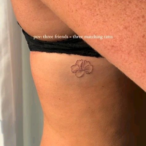 Hibiscus Tattoo On Ankle, Minimal Hibiscus Tattoo, Brown Hibiscus Tattoo, Hibiscus Tattoo Meaning, Hibiscus Tattoo Behind Ear, Monoi Flower Tattoo, Summer Flower Tattoo, Hawaii Flowers Tattoo, Hawaii Flower Tattoo Hibiscus