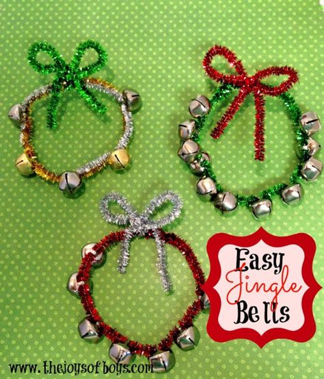 Easy Jingle Bells Kids Craft | Featured with 29 Awesome Classroom Christmas Party Ideas {OneCreativeMommy.com} Bells Craft, Jingle Bell Crafts, Classroom Christmas Party, School Christmas Party, School Craft, Party School, Cute Christmas Tree, Christmas School, Happiness Quotes