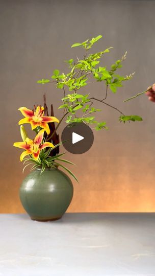 Deep Valley, In The Deep, The Reflection, Ikebana, Orchids, Flower Arrangements, Audio, Vase, Flowers