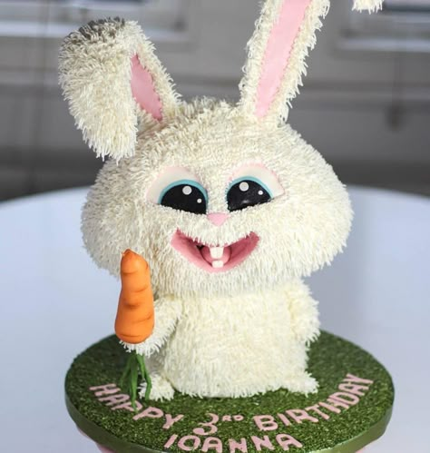 Secret Life Of Pets Birthday Cake, Rabbit Theme Cake, Rabbit Cake Ideas, Secret Life Of Pets Cake, Life Of Pets Birthday Party, Rabbit Birthday Cake, Bunny Rabbit Cake, Pets Birthday Party, Cake Rabbit