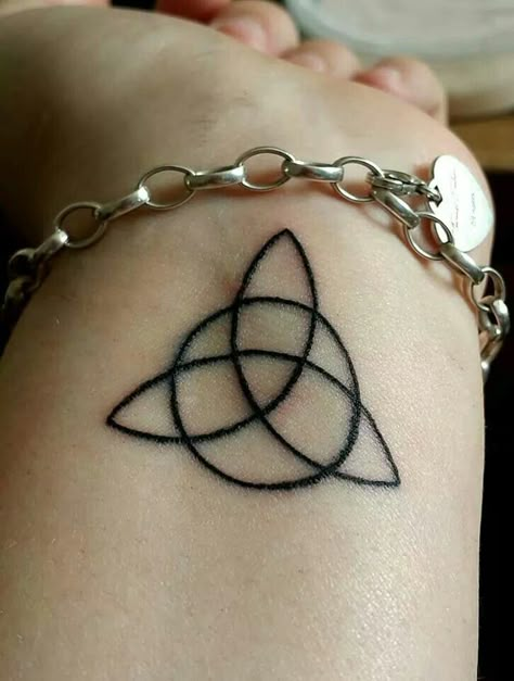 Triquetra tattoo on wrist Ancient Symbols Tattoo, Welsh Tattoo, Triquetra Tattoo, Celtic Tattoo For Women, Trinity Knot Tattoo, Hand Tatto, Celtic Knot Tattoo, Hand Tattoo Ideas, Celtic Cross Tattoos