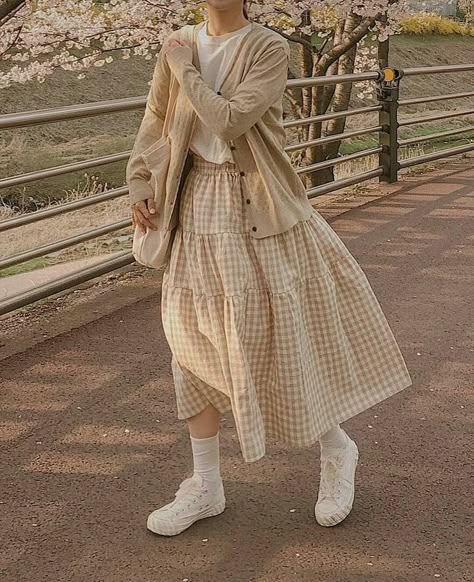 Soft Cottagecore Outfits, Cottagecore Outfit Ideas, Cottagecore Outfit, Looks Pinterest, Cottagecore Outfits, Cottagecore Fashion, Outfits Vintage, Modest Fashion Outfits, Korean Outfits