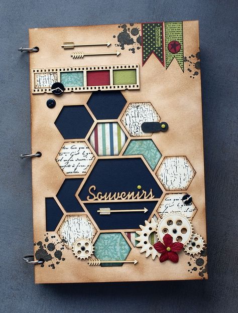 I love the look of this album Scrapbooking Box, Project Cover Page, File Decoration Ideas, Creative Book Covers, Book Cover Page, Scrapbook Cover, Album Journal, Book Cover Diy, Scrapbook Quotes