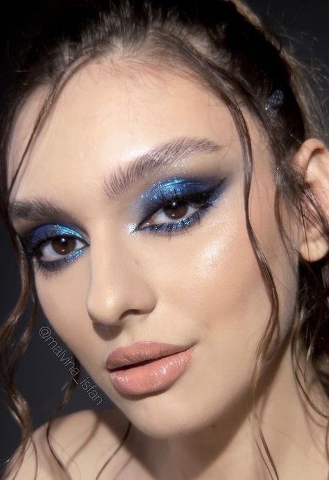 Blue Makeup Inspiration, Ethereal Makeup Blue, Midnights Era Makeup Ideas, Holiday Makeup Looks 2023, Blue Siren Eyes Makeup, Blue Black Smokey Eye, Midnight Era Makeup, Blue Metallic Makeup, Midnights Eras Tour Makeup