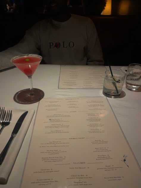 Date Night Out Aesthetic, Date Pictures Prank, Romantic Date Night Pictures, Dinner Esthetics, Date Night Vibes Aesthetic, Aesthetic Dinner Date, Dinner And Drinks Aesthetic, Couple On A Date Aesthetic, Date Night Aesthetics