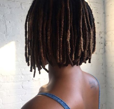 Short Bob Locs, Bob Locs, Locs Short, Loc Bob, Dread Styles, Beautiful Dreadlocks, Short Locs Hairstyles, Starter Locs, Dreads Styles