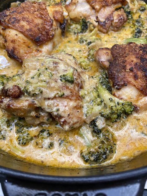 Easy, flavorful and absolutely delicious, my honey mustard chicken and broccoli skillet is what weeknight dinner dreams are made of. Chicken Broccoli Skillet, Chicken And Broccoli Skillet, Creamy Honey Mustard Chicken, Creamy Honey Mustard, Broccoli Skillet, Oven Roasted Salmon, Creamy Honey, Buttery Mashed Potatoes, Chicken And Broccoli