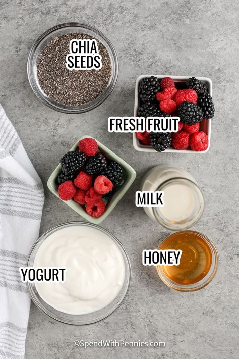 Chia Seed Yogurt, Pudding Recept, Chia Pudding Recipes Healthy, Overnight Chia Pudding, Chia Breakfast, What Is Healthy Food, Chia Seed Recipes Pudding, Chia Recipe, Honey Yogurt