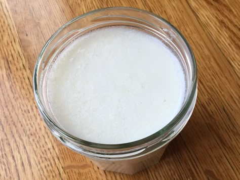 How To Sour Milk, How To Make Sour Milk For Baking, How To Make Sour Milk, Soured Milk Recipes, How To Make Sour Cream From Milk, Substitute For Buttermilk, Making Buttermilk, Sour Milk Recipes, Pikelet Recipe