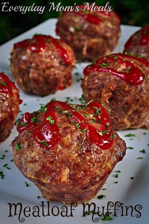 Meatloaf Muffins Recipe, Entertainment Recipes, Muffin Pan Recipes, Meatloaf Muffins, Food Meat, Muffin Tin Recipes, Health Life, Meat Lovers, Muffin Tin