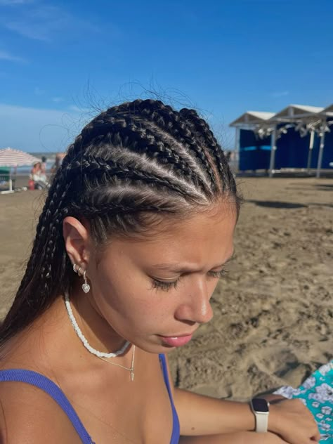 Bali Braids Hairstyles, Beach Braids Summer, Dominican Braids, Bali Braids, Brazil Hairstyle, Box Dreads, 8 Braids, Head Braid, Beach Braids