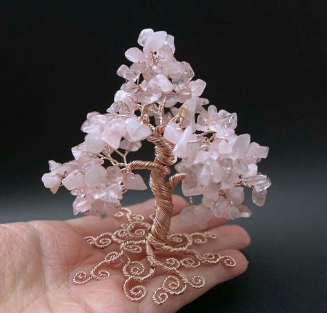 Diy Wire Tree How To Make, Beaded Wire Trees Diy How To Make, Copper Trees Wire, Wire Trees With Beads, Things To Make With Copper Wire, Wire Trees Diy How To Make, Crystal Tree Diy, Diy Wire Tree, Wire Art Ideas