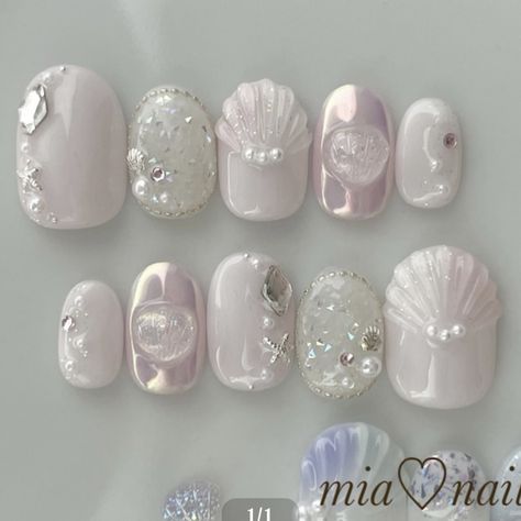 Seashell Nails, Korean Nail, Korean Nail Art, Korean Nails, Mermaid Nails, Fall Acrylic Nails, Pretty Gel Nails, Really Cute Nails, Pearl Nails