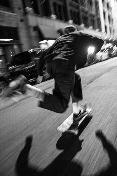 Skate Wallpaper, Transworld Skateboarding, Skate Photography, Skateboarding Tricks, Skateboard Aesthetic, Skate Photos, Skateboard Photography, Surfer Girl Style, Montage Photo