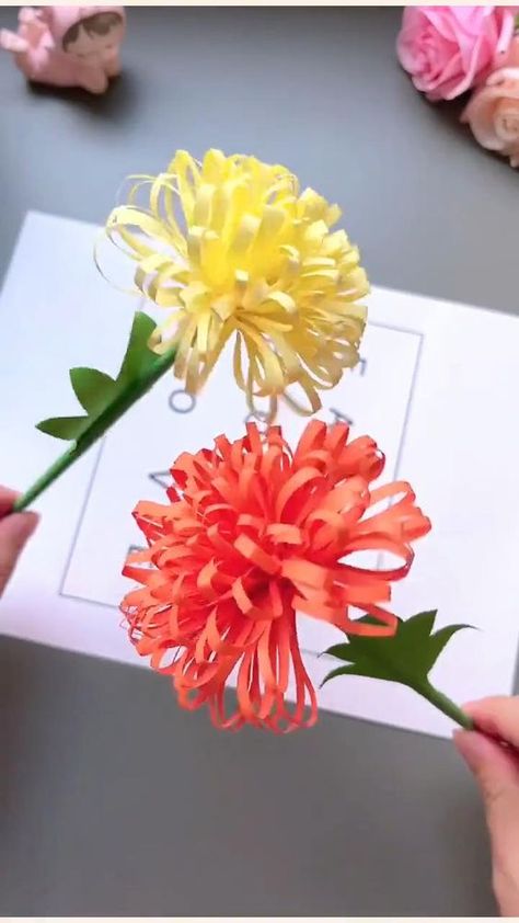 Paper Flower Bouquet Diy, Paper Bouquet Diy, Crafts For Boyfriend, Kusudama Flower, Flower Folding, Rose Making, Origami Bouquet, Paper Flowers Tutorial