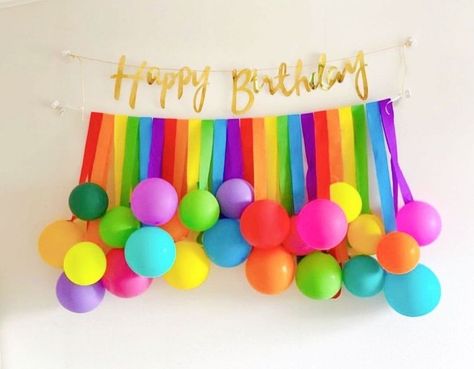 Simple Birthday Party, Baby Birthday Decorations, Simple Birthday Decorations, Birthday Traditions, Ideas Cumpleaños, Birthday Party Decorations Diy, Birthday Party Theme Decorations, Rainbow Birthday Party, Birthday Balloon Decorations