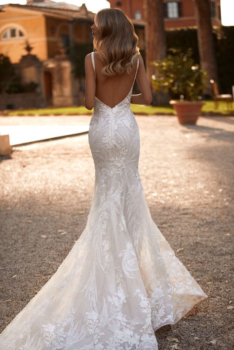 Wedding Dress Mermaid Backless, Mermaid V Line Wedding Dress, A Line Slim Wedding Dress, Crepe Skirt Wedding Dress, Mermaid Wedding Dress No Lace, Tight Low Back Wedding Dress, Fitted Wedding Dress With Long Train, Illusion Top Wedding Dress, Tight Fit Wedding Dress