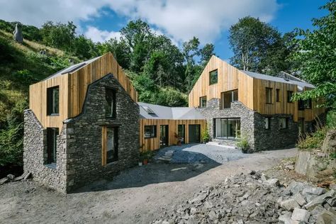 Grand Designs couple use parents’ retirement fund for pig sty ruin | Evening Standard Pig Sty, Ruins Architecture, Renovation Architecture, Mill House, Retirement Fund, Exterior Modern, Adaptive Reuse, Grand Designs, Stone Houses