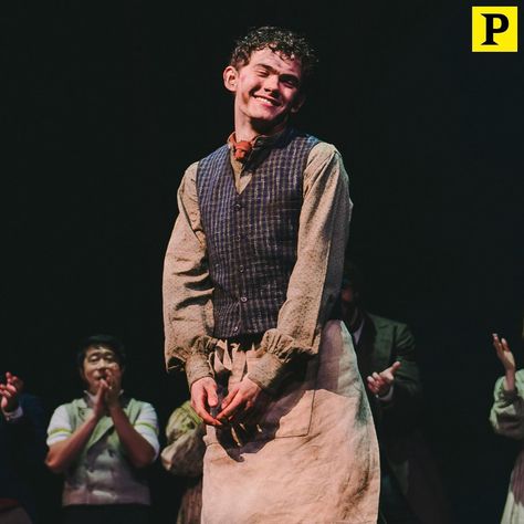 God, that’s good! See @joelocke03 take his 1st bow as Tobias in @sweeneytoddbway. Head to the link in our bio to see more photos from his… | Instagram Joe Locke Heartstopper, Joe And Kit, Kit Connor Joe Locke, Kit And Joe, Joseph Williams, Kit Conner, Charlie Spring, Heartstopper Cast, Joe Locke