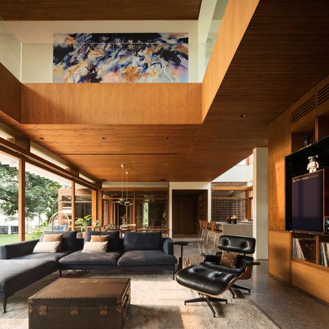 Mid Century Modern Interior Design, Mid Century Interior, Studio 17, Mid Century Architecture, Mid Century Modern Interiors, Patio Designs, Mid Century Modern House, Lounge Room, Mid Century House