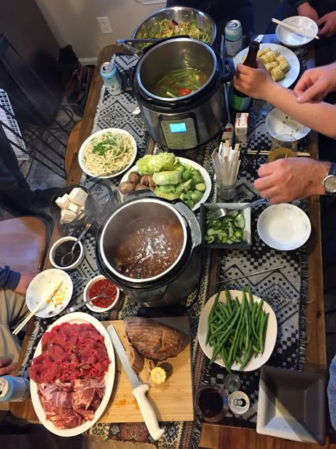 Turning your Instant Pot into a hot pot | Food | jhnewsandguide.com Hot Pot Instant Pot, Instant Pot Hot Pot, Instant Pot Japanese Recipes, Korean Hot Pot Recipe, Hot Pot Aesthetic, Diet Asian Recipes, Asian Hot Pot Recipe, Boba Green Tea, Korean Hot Pot